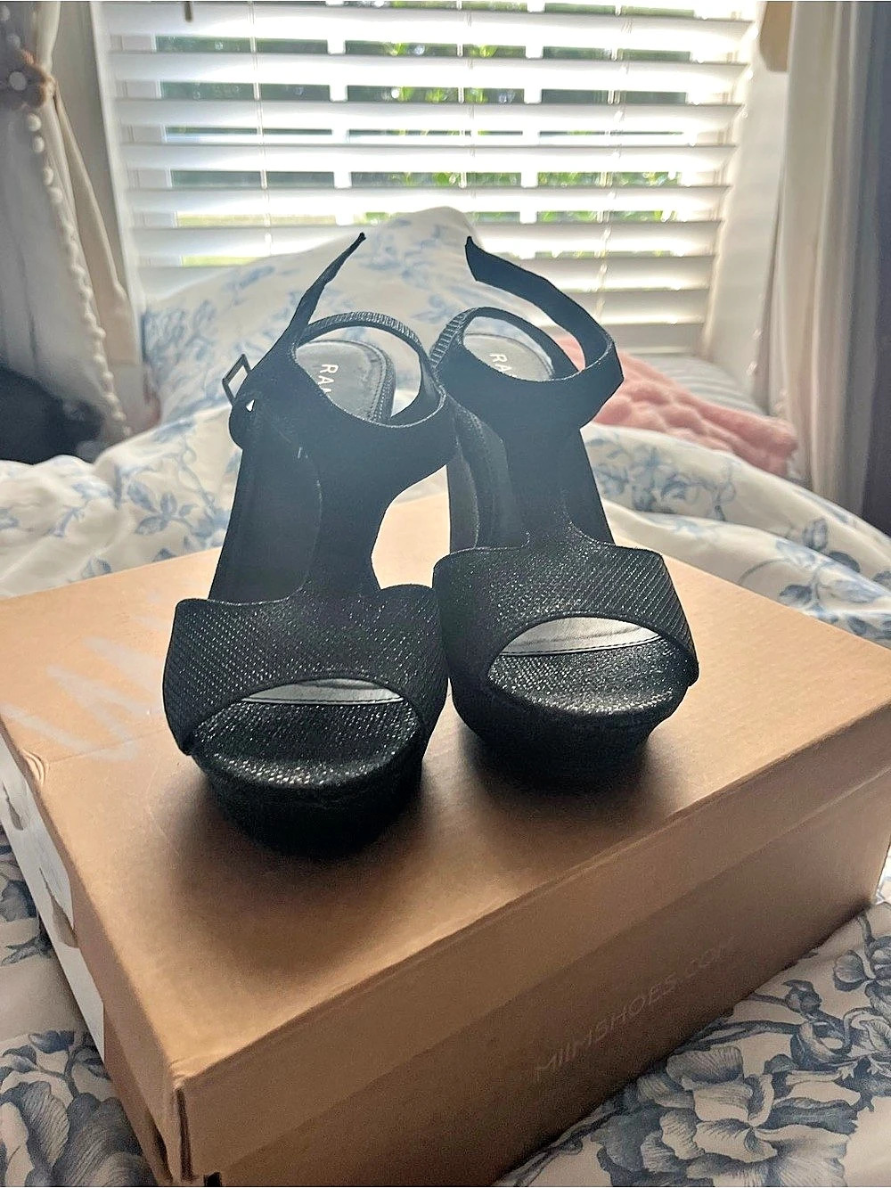 Black Wedge Sandals Like New